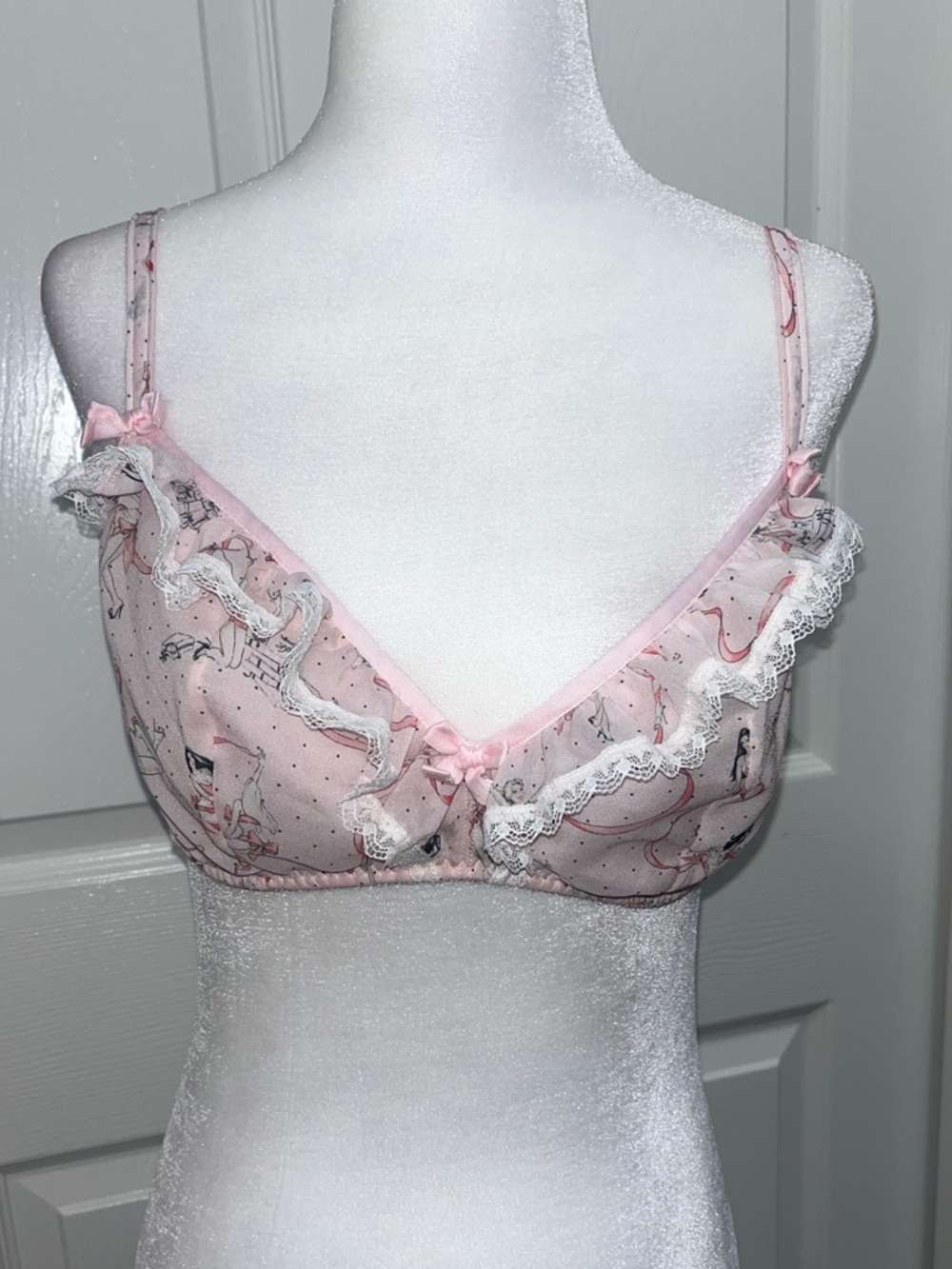 Agent Provocateur Cinta Bra 4 (36D) - Picture 6 of 7